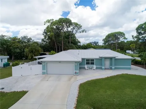 2041 Oyster Creek Drive Englewood FL 34224
