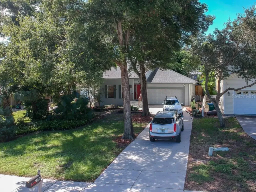 1370 Pennsylvania Avenue Palm Harbor FL 34683