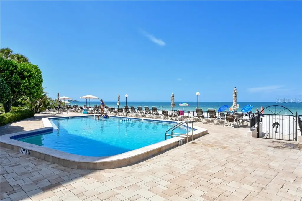 800 Benjamin Franklin Drive Sarasota FL 34236