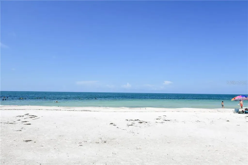 800 Benjamin Franklin Drive Sarasota FL 34236