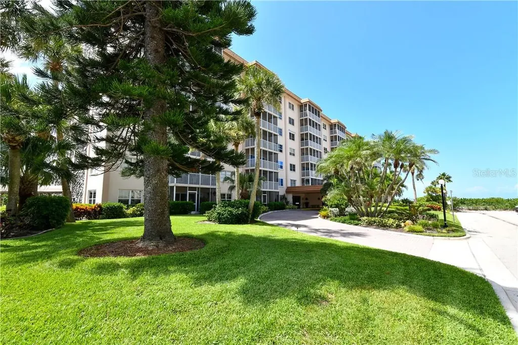 800 Benjamin Franklin Drive Sarasota FL 34236