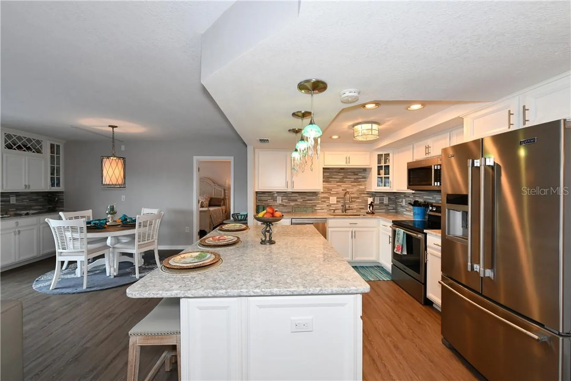 800 Benjamin Franklin Drive Sarasota FL 34236
