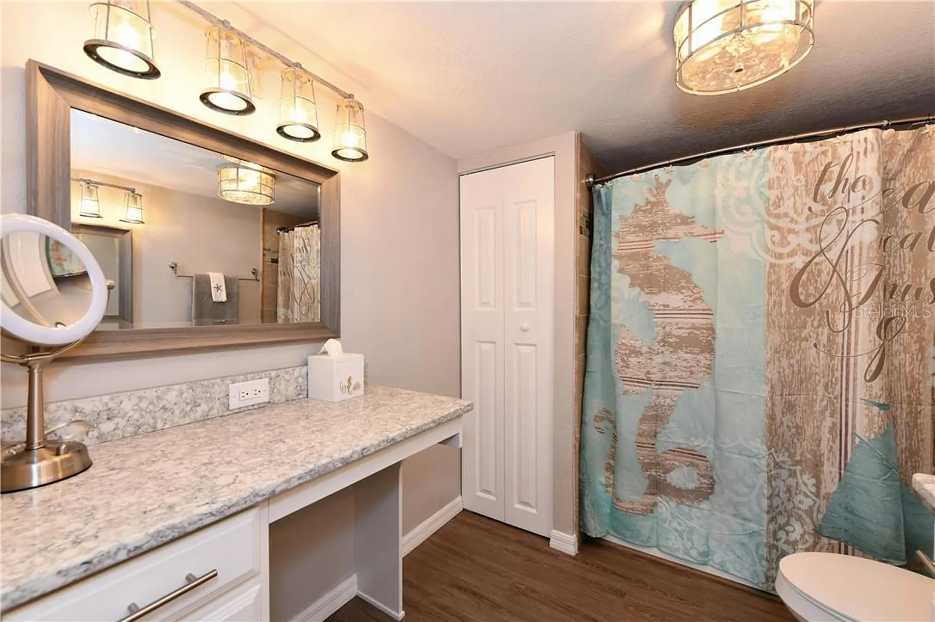 800 Benjamin Franklin Drive Sarasota FL 34236