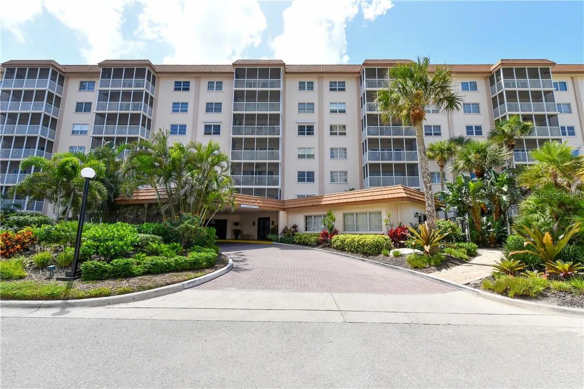 800 Benjamin Franklin Drive Sarasota FL 34236
