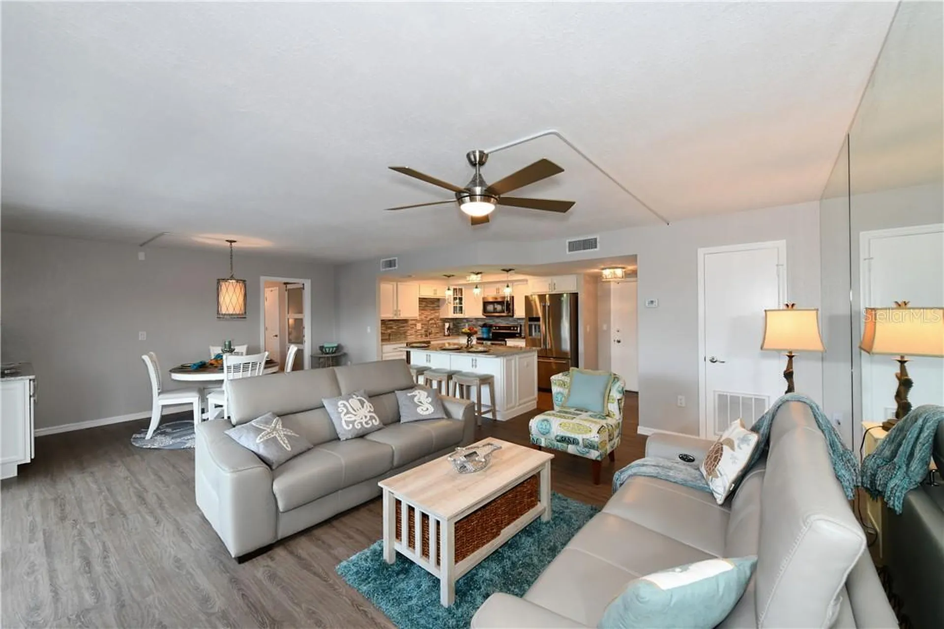 800 Benjamin Franklin Drive Sarasota FL 34236