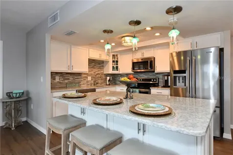 800 Benjamin Franklin Drive Sarasota FL 34236