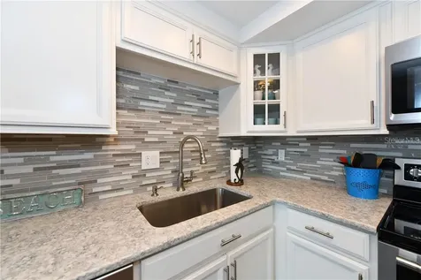 800 Benjamin Franklin Drive Sarasota FL 34236
