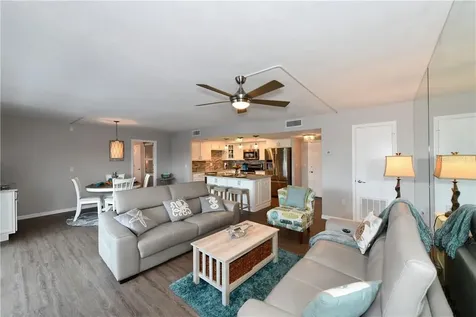 800 Benjamin Franklin Drive Sarasota FL 34236
