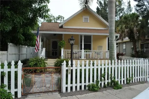 748 11th Avenue N St Petersburg FL 33701