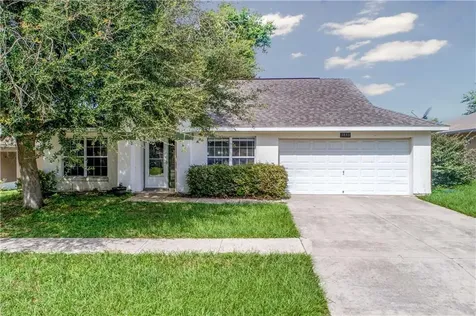3853 Bayshore Circle Tavares FL 32778