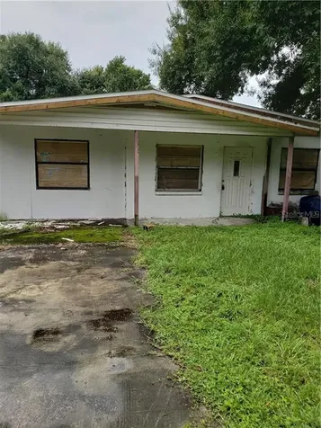 6817 32nd Avenue S Tampa FL 33619