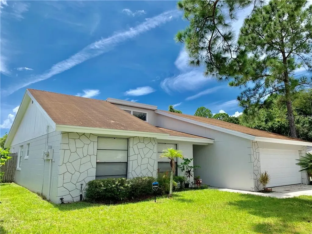 10304 Sunburst Court Tampa FL 33615