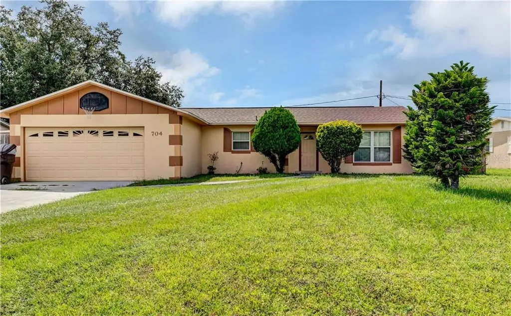 704 Phillip Street Kissimmee FL 34741