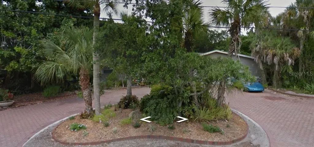 5581 Shadow Lawn Drive Sarasota FL 34242