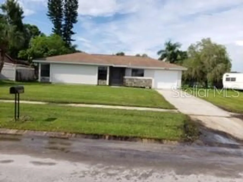 6659 Kenwood Drive North Port FL 34287