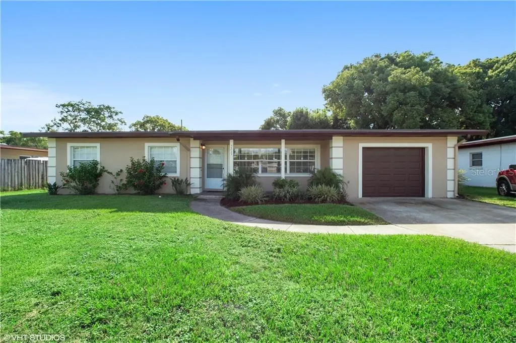 5217 Kingswood Drive Orlando FL 32810