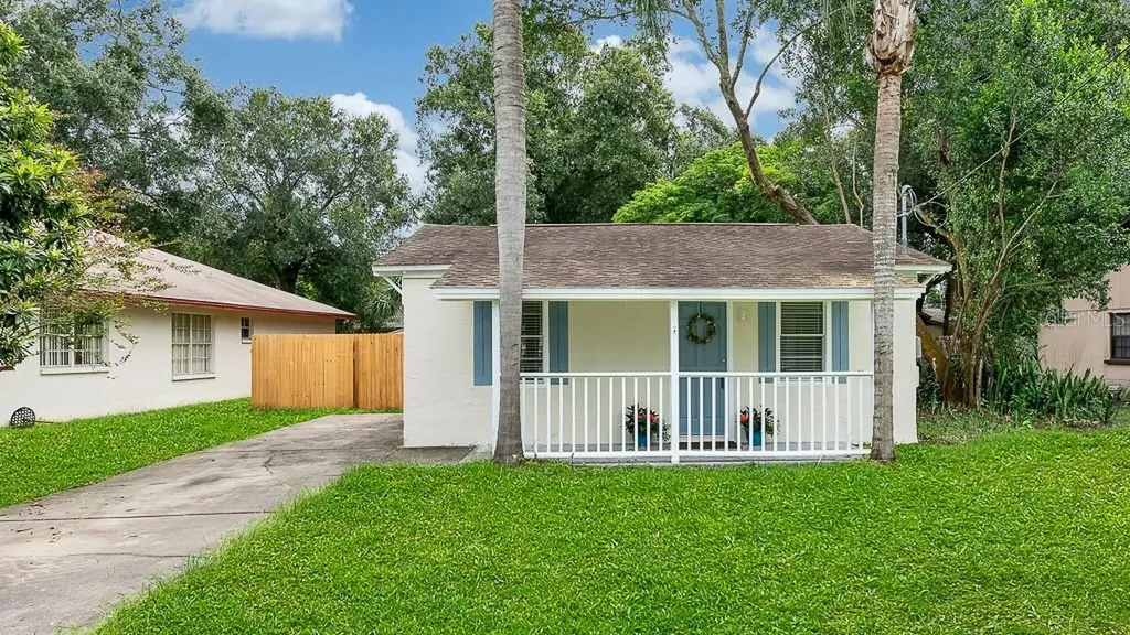 12707 Woodleigh Avenue Tampa FL 33612