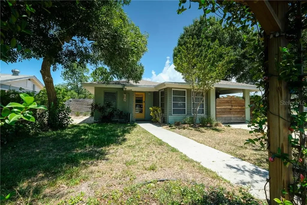 450 W Green Street Englewood FL 34223