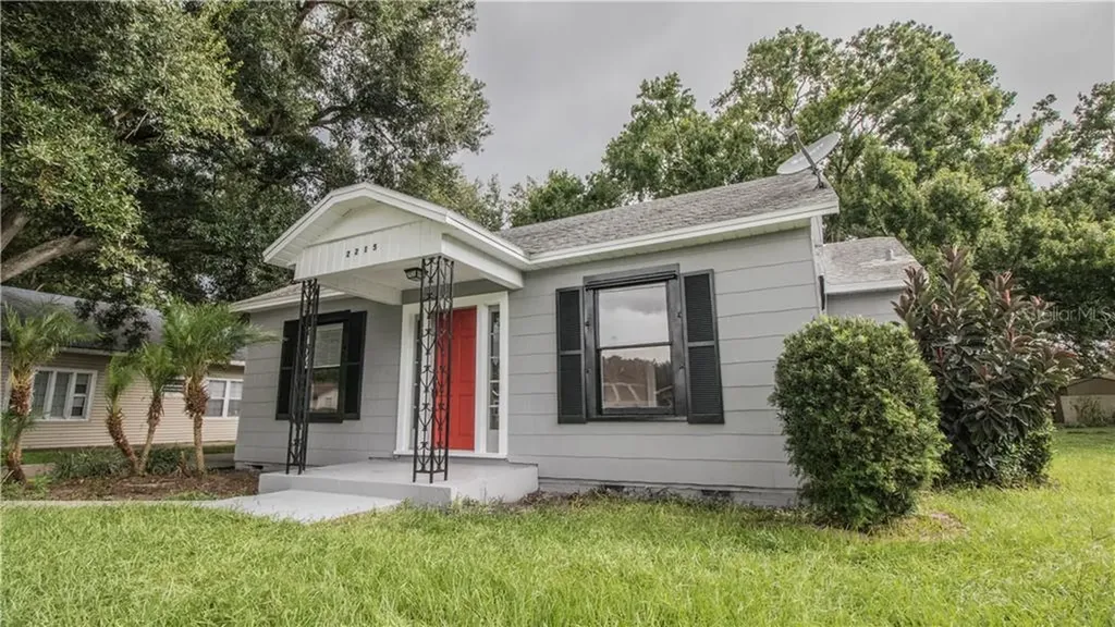 2215 W Central Avenue Winter Haven FL 33880