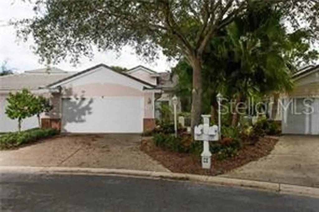 7725 Whitebridge Glen University Park FL 34201