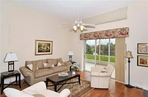 6718 Virginia Crossing University Park FL 34201