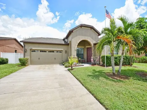 3089 Pointe Place Avenue Kissimmee FL 34758