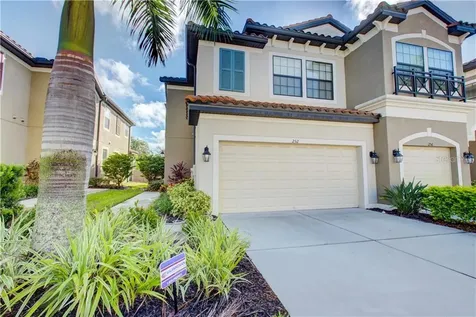 252 Crew Court Sarasota FL 34243