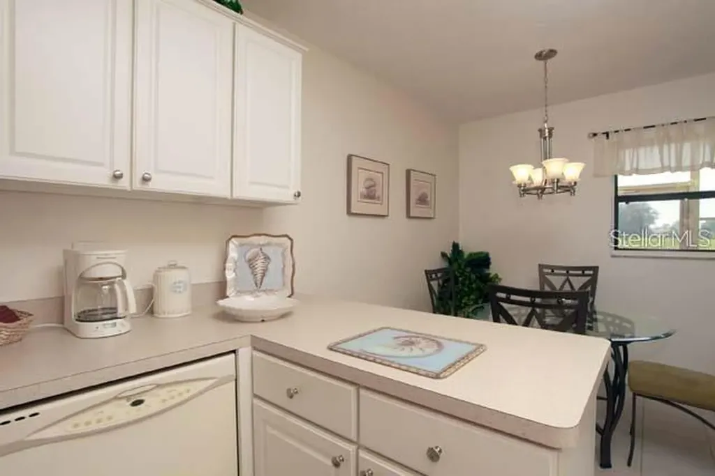 7153 W Country Club Drive N Sarasota FL 34243