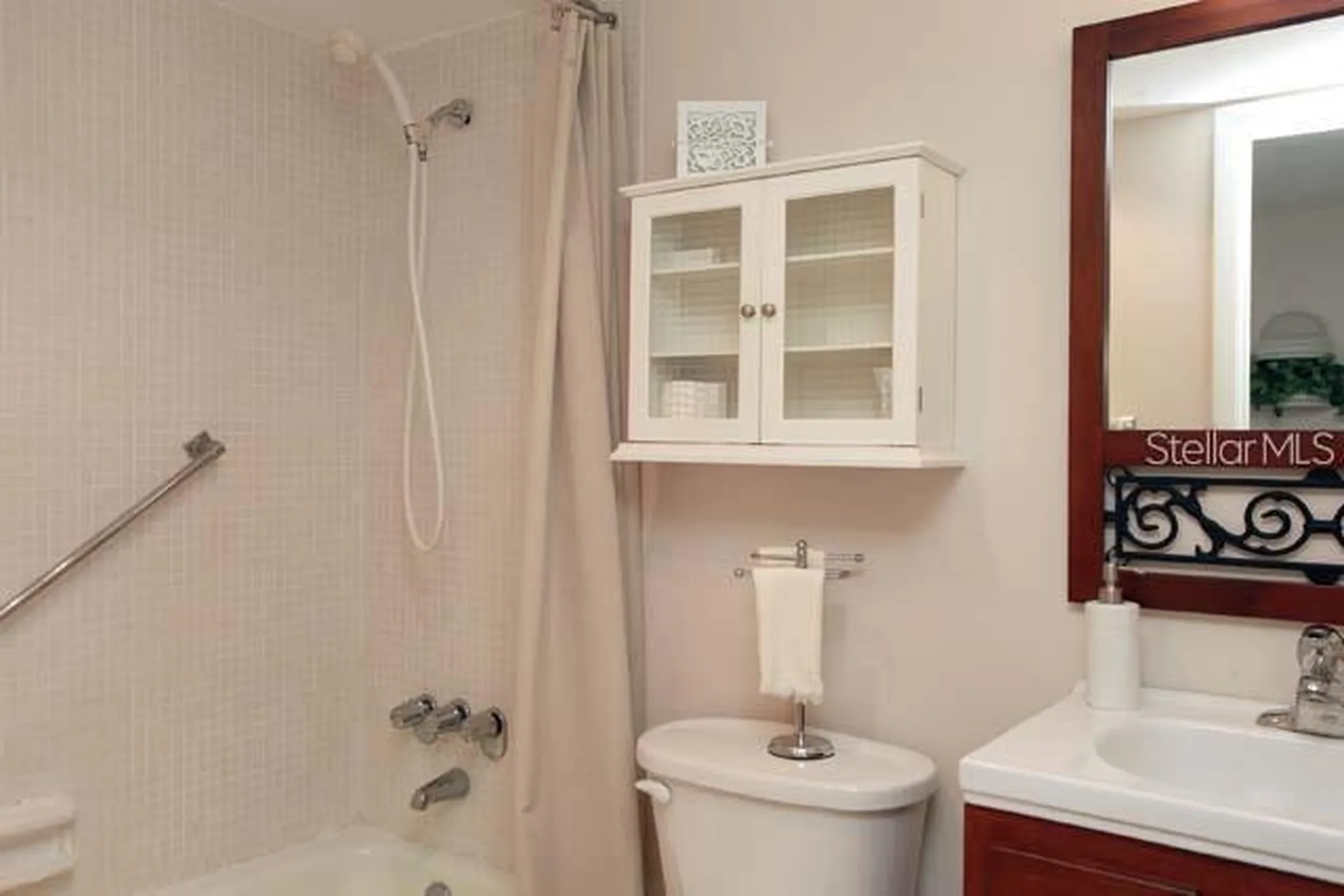7153 W Country Club Drive N Sarasota FL 34243