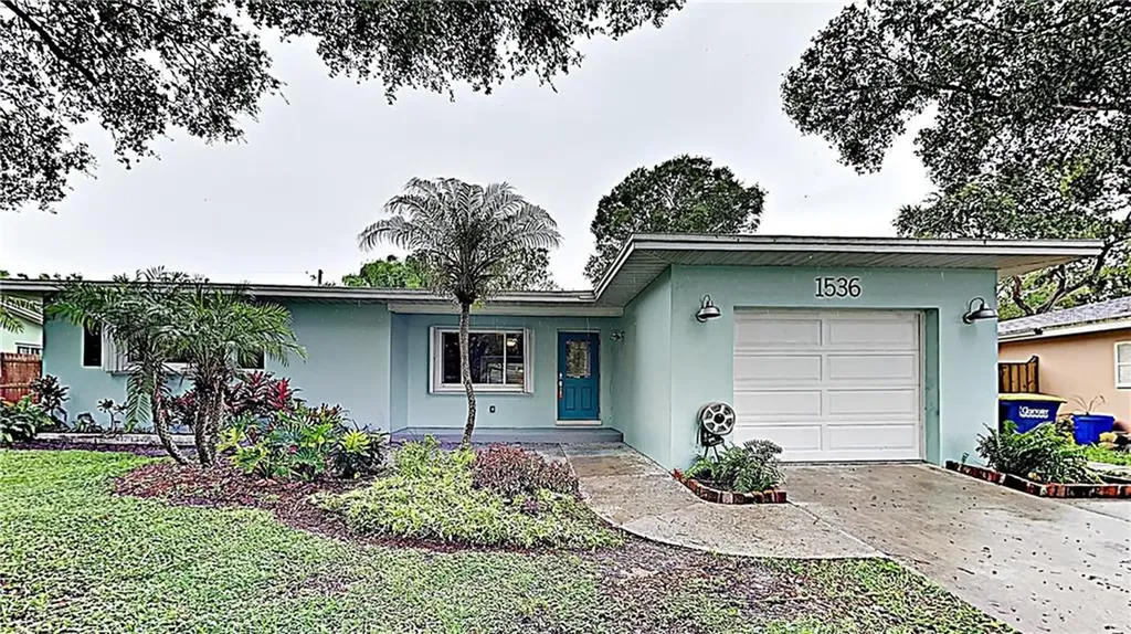 1536 S Evergreen Avenue Clearwater FL 33756