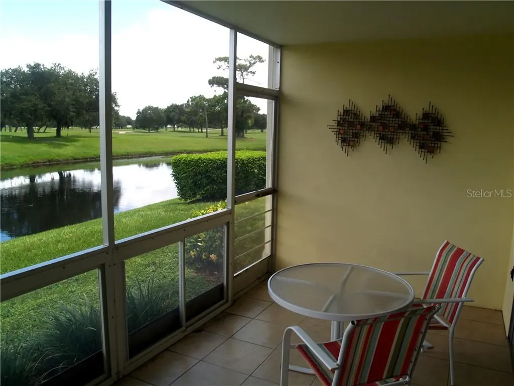 7405 W Country Club Drive N Sarasota FL 34243