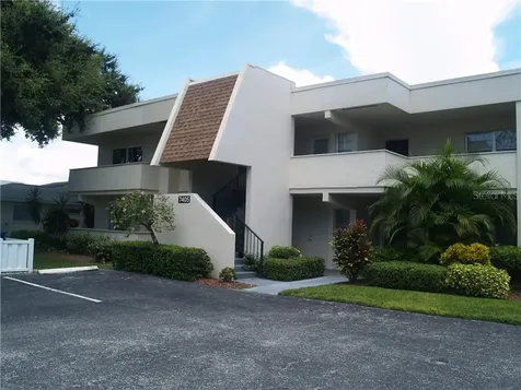 7405 W Country Club Drive N Sarasota FL 34243