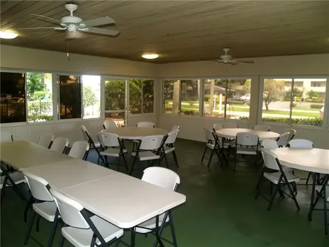 7405 W Country Club Drive N Sarasota FL 34243