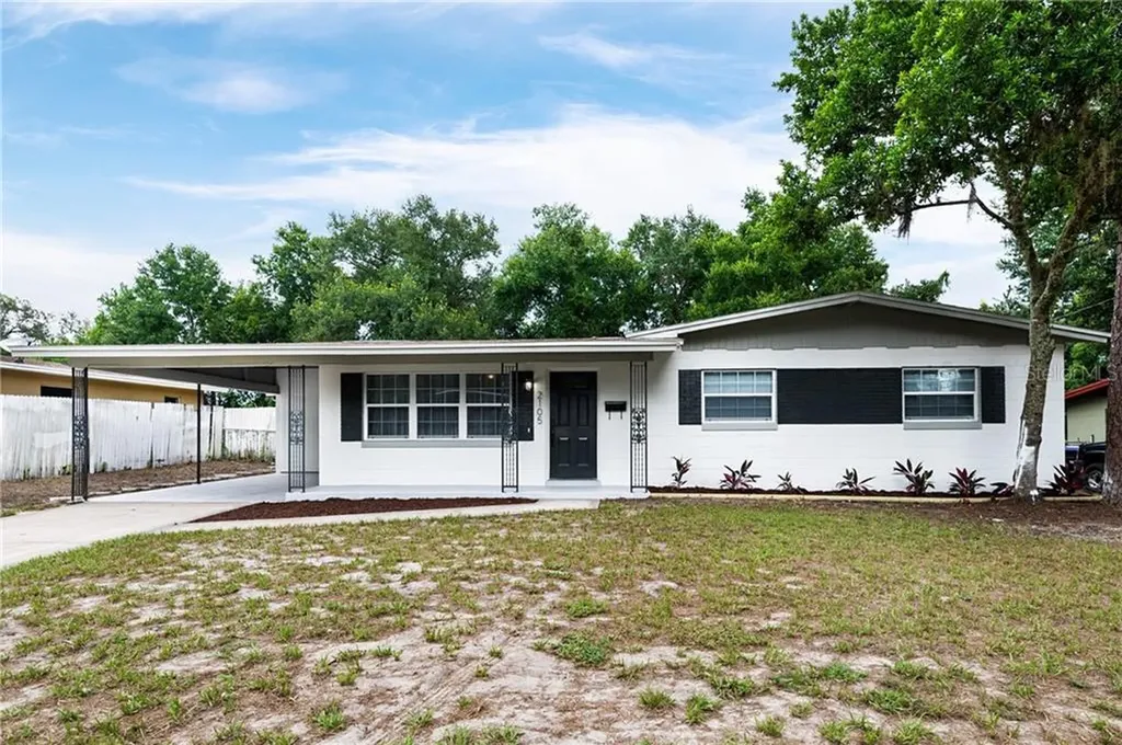 2105 N Hastings Street Orlando FL 32808