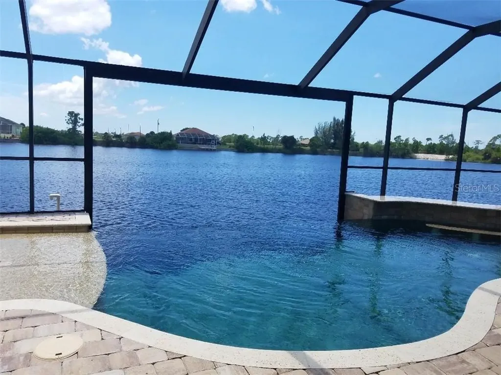 4312 NW 40th Street Cape Coral FL 33993