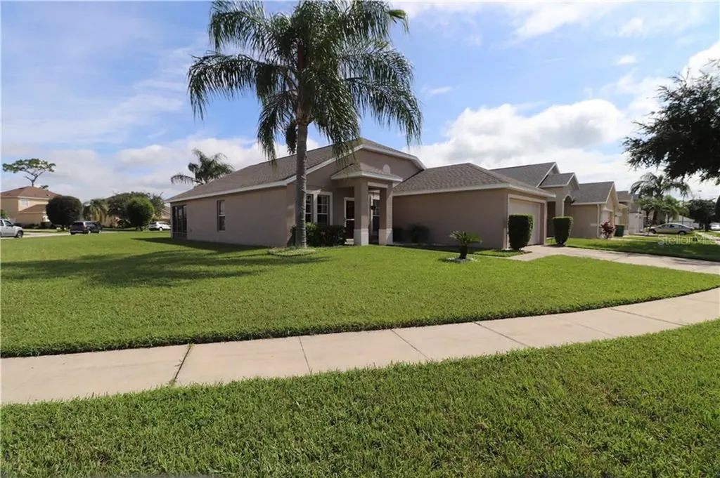 2613 Deck Avenue Kissimmee FL 34743