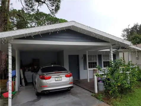 2566 Novus Street Sarasota FL 34237