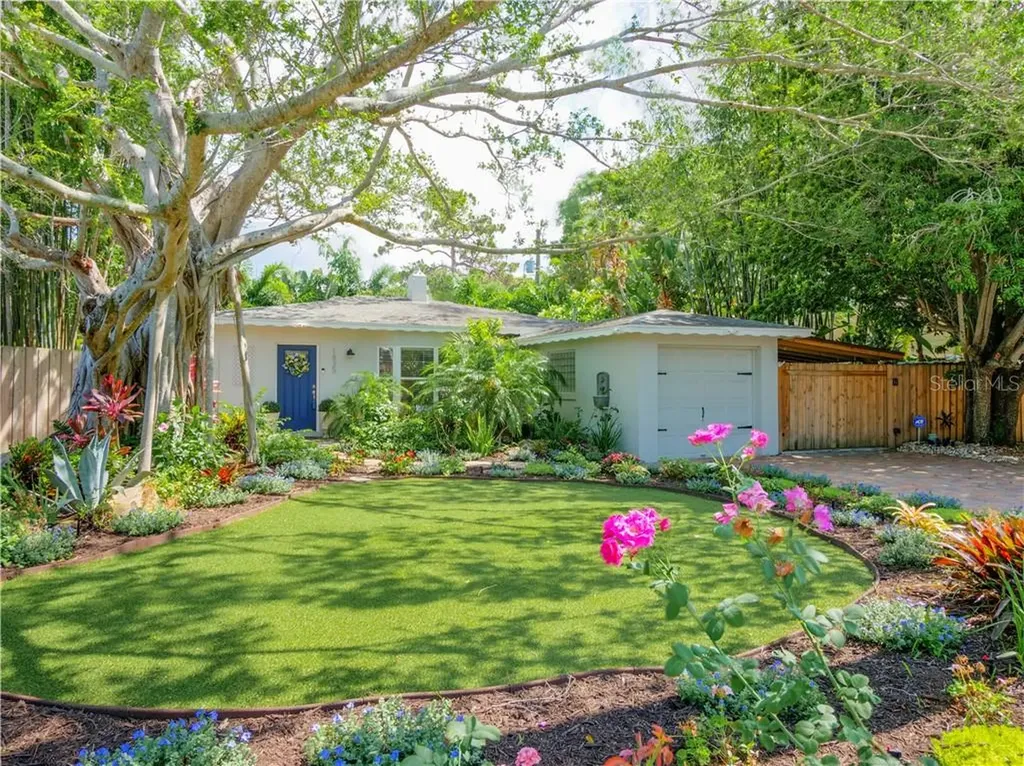 1835 Goldenrod Street Sarasota FL 34239