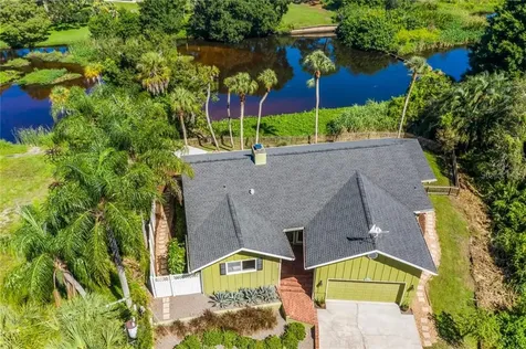 3214 N Seclusion Drive Sarasota FL 34239