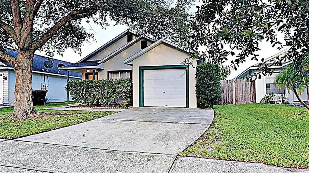 9742 Lupine Avenue Orlando FL 32824