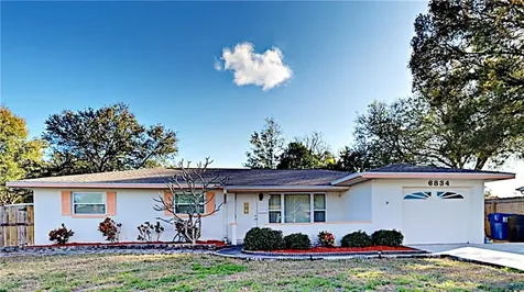 6834 22nd Circle N St Petersburg FL 33702