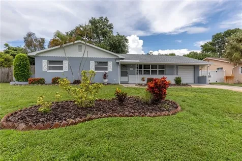 1700 65th Way N St Petersburg FL 33710