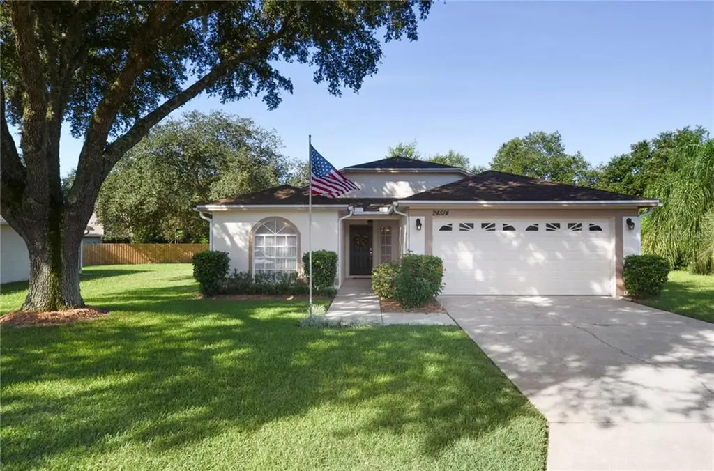 24514 Vintner Court Lutz FL 33559
