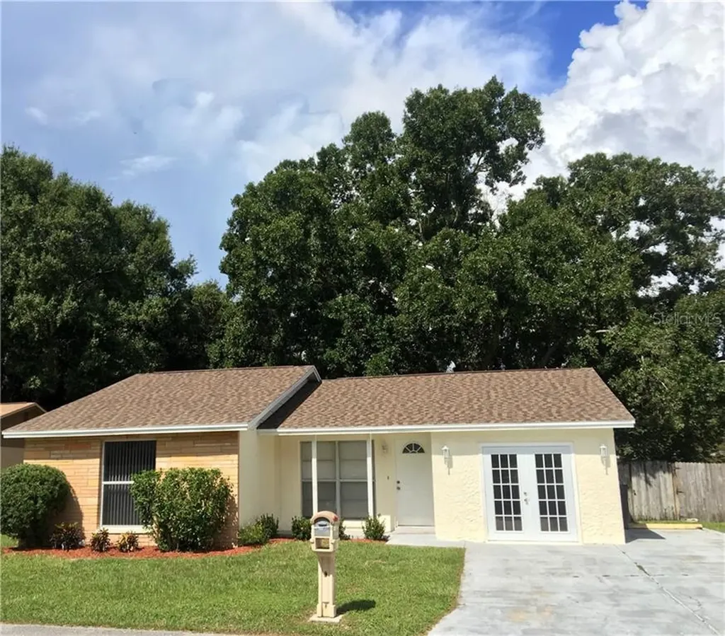 8408 Seven Coves Court Tampa FL 33634