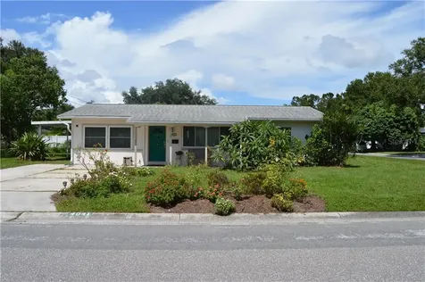 4041 35th Avenue N St Petersburg FL 33713