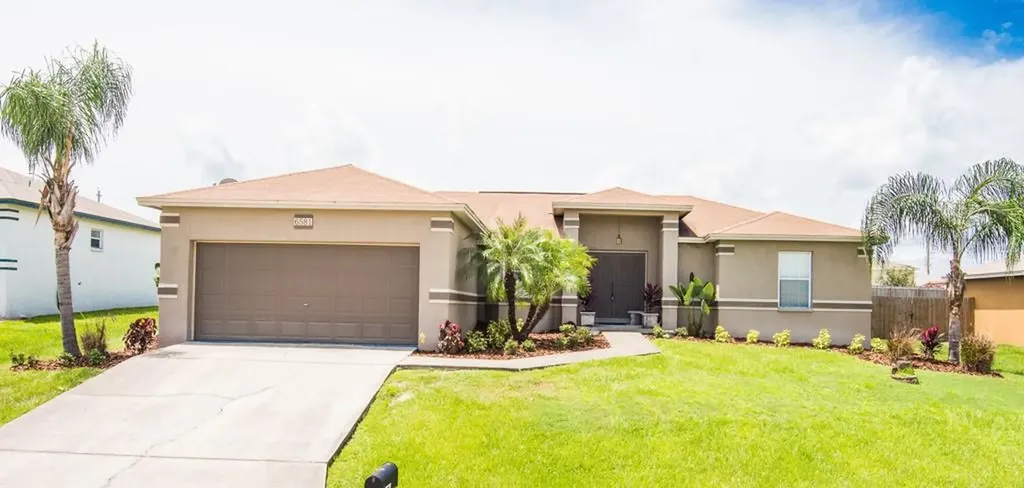 6581 Crews Vue Loop Lakeland FL 33813