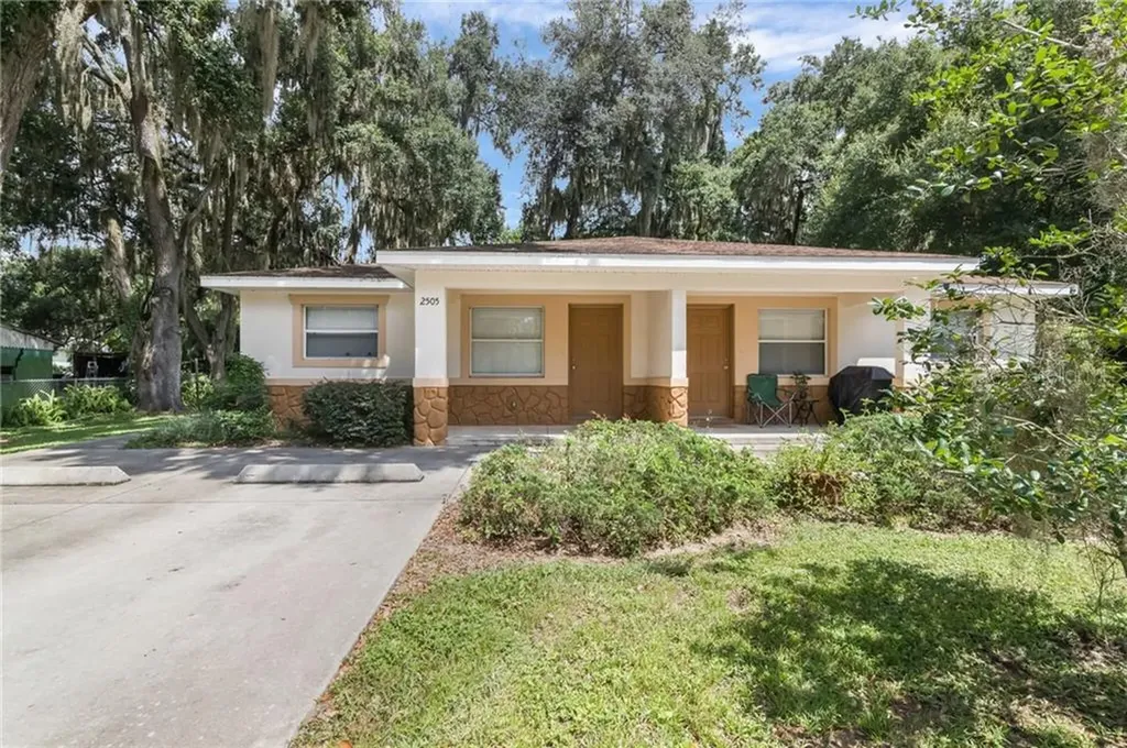 2505 Myer Avenue Leesburg FL 34748