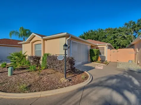 1221 Fernando Lane Lady Lake FL 32159