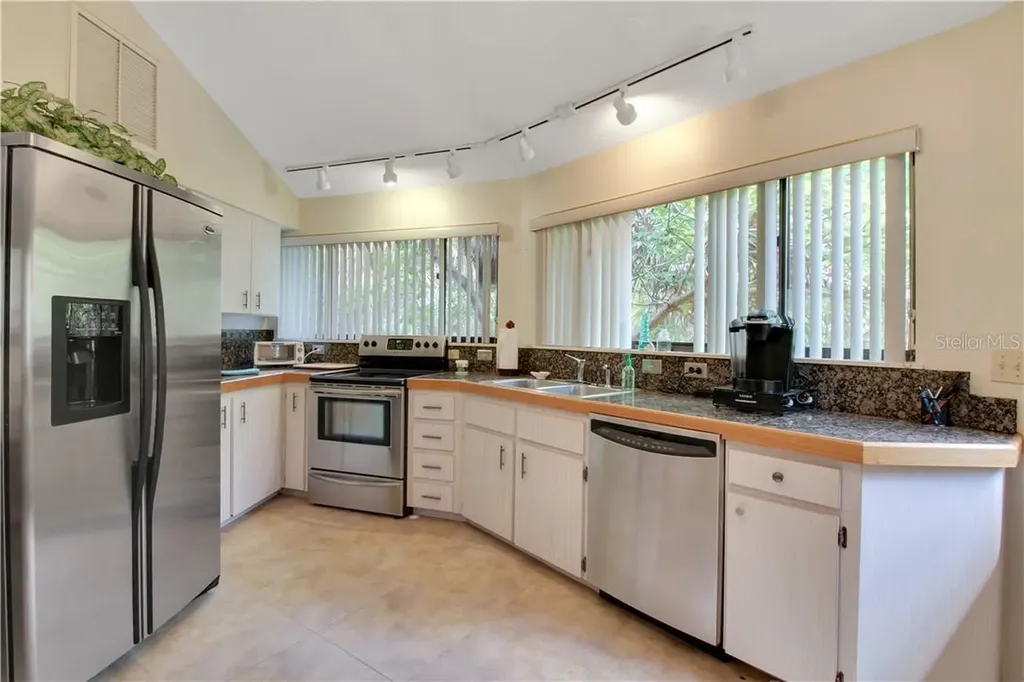 8335 Manasota Key Road Englewood FL 34223