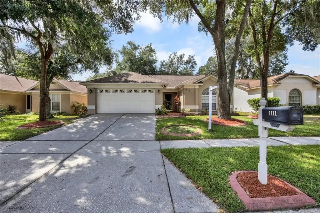 1111 Hardwood Drive Valrico FL 33596